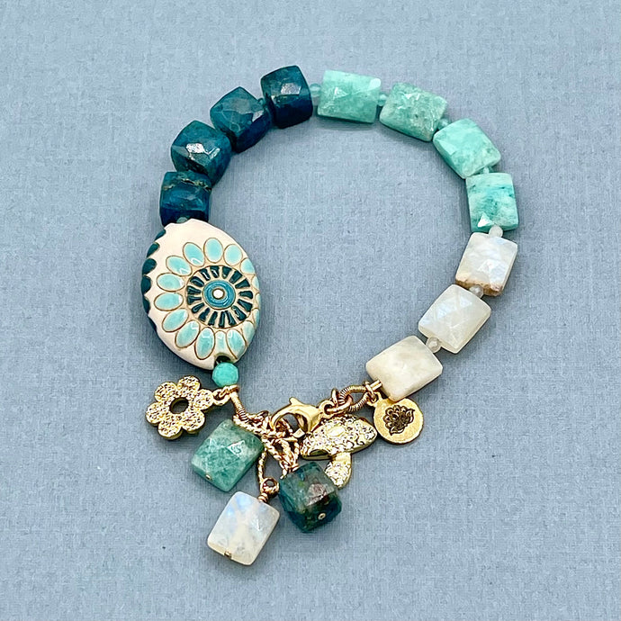 Apatite, Amazonite, and Moonstone Dragon Eye Bracelet